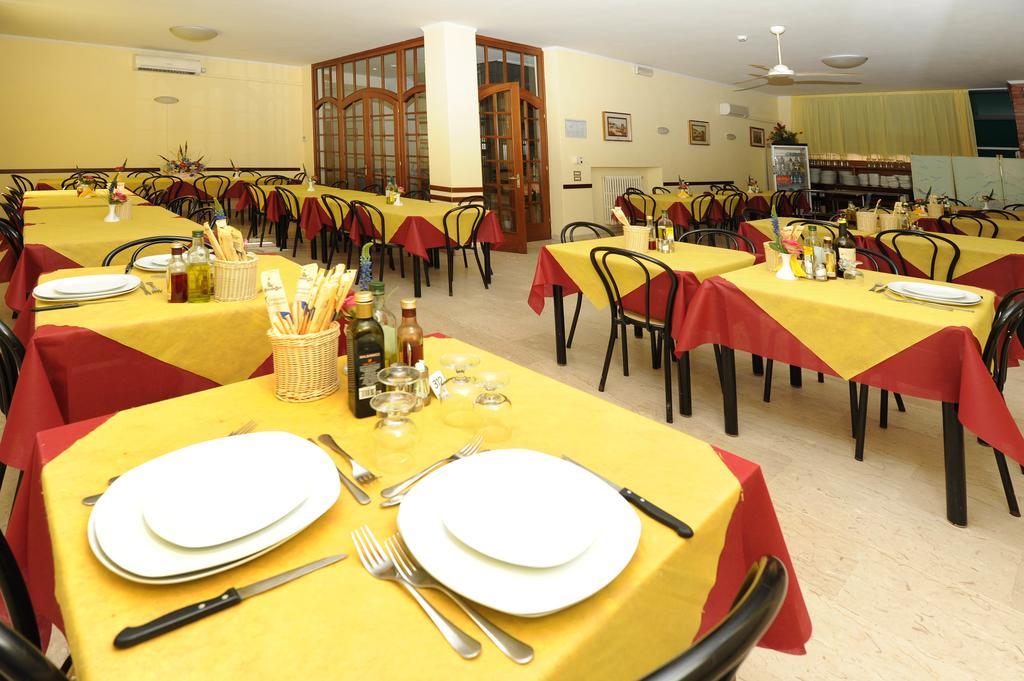Hotel Marina Montecatini Terme Bagian luar foto