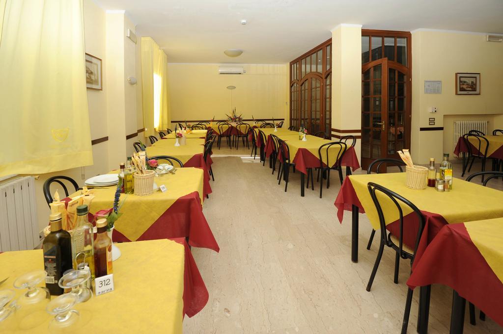 Hotel Marina Montecatini Terme Bagian luar foto